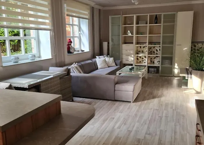 Schoene Moderne In Ruhiger Lage شقة