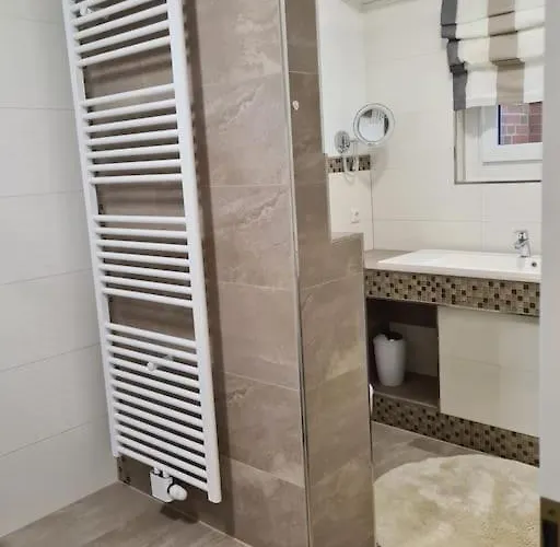 شقة Schoene Moderne In Ruhiger Lage